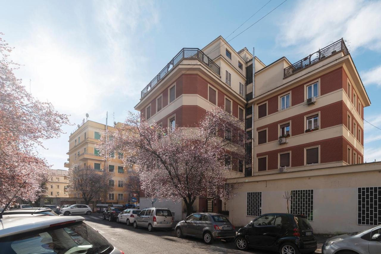Mm Cipro Flat Apartment Рим Екстериор снимка